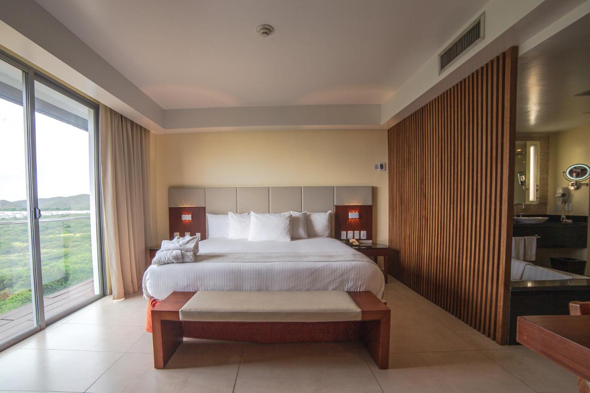 Sunsol Unik Luxury Hotel Porlamar Bagian luar foto