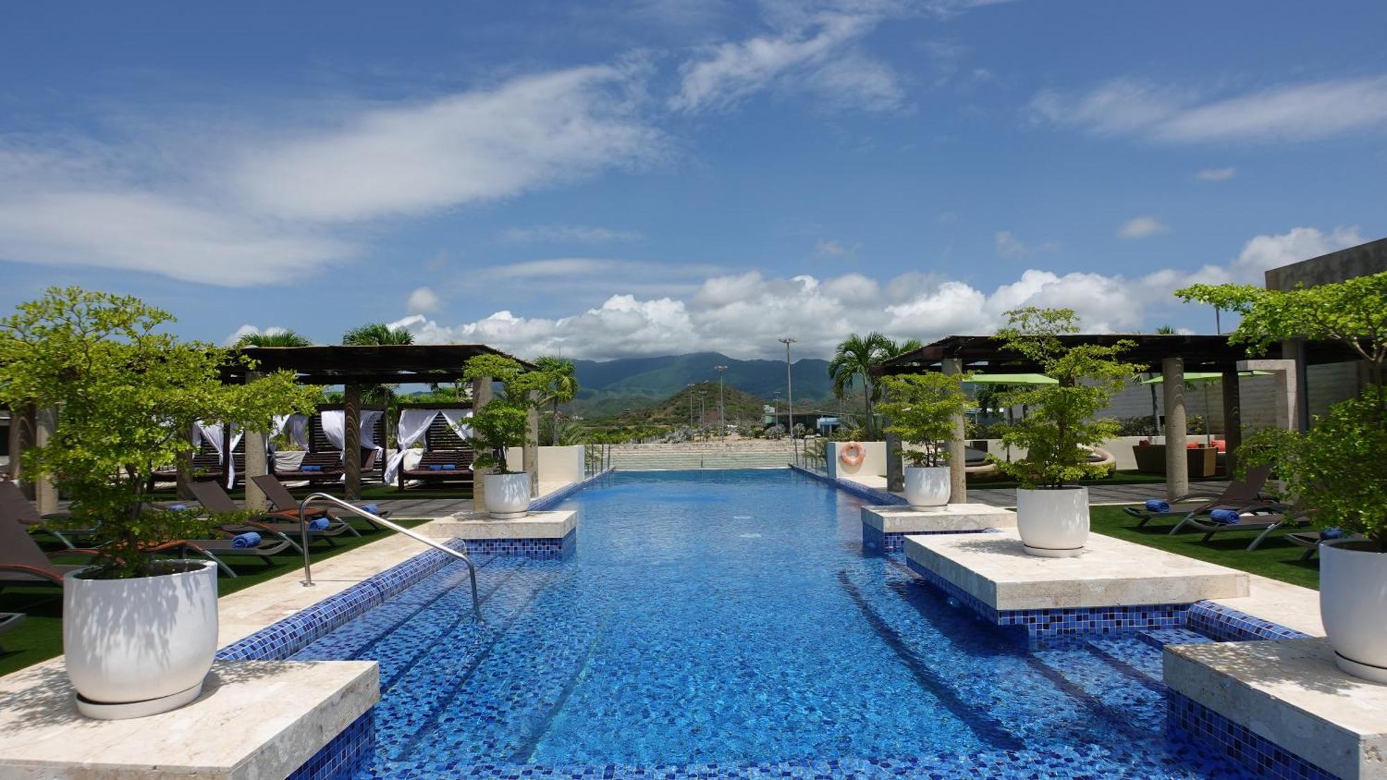 Sunsol Unik Luxury Hotel Porlamar Bagian luar foto