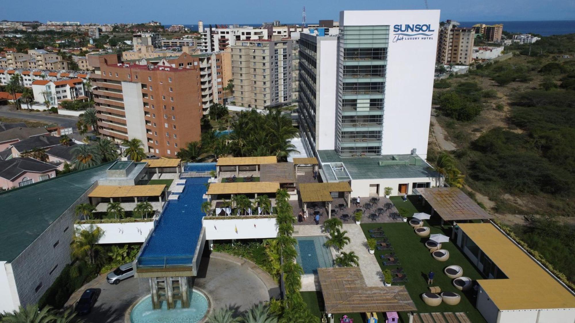 Sunsol Unik Luxury Hotel Porlamar Bagian luar foto