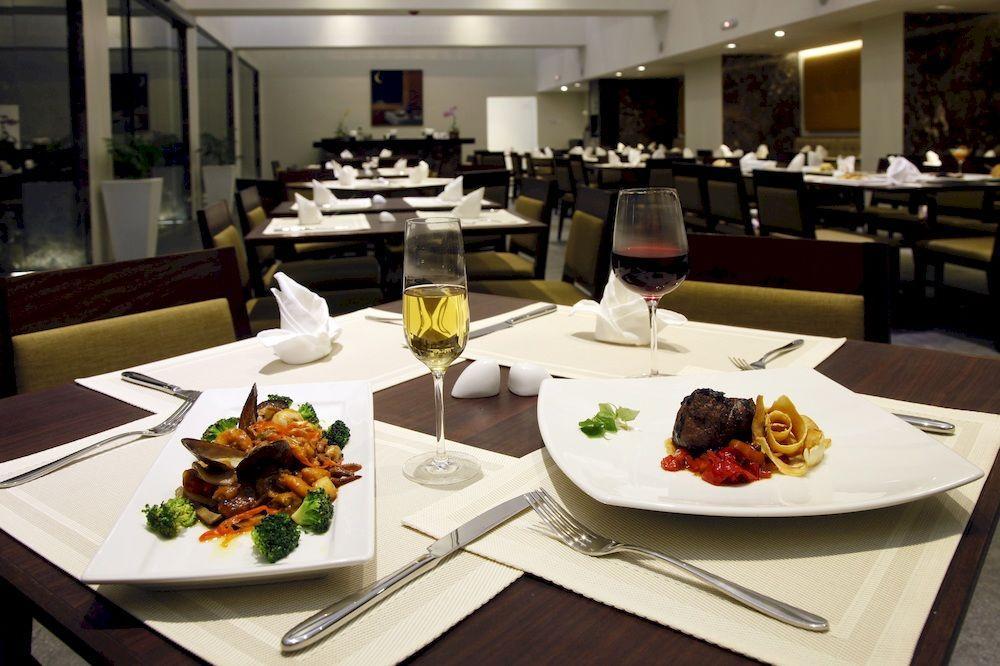 Sunsol Unik Luxury Hotel Porlamar Bagian luar foto
