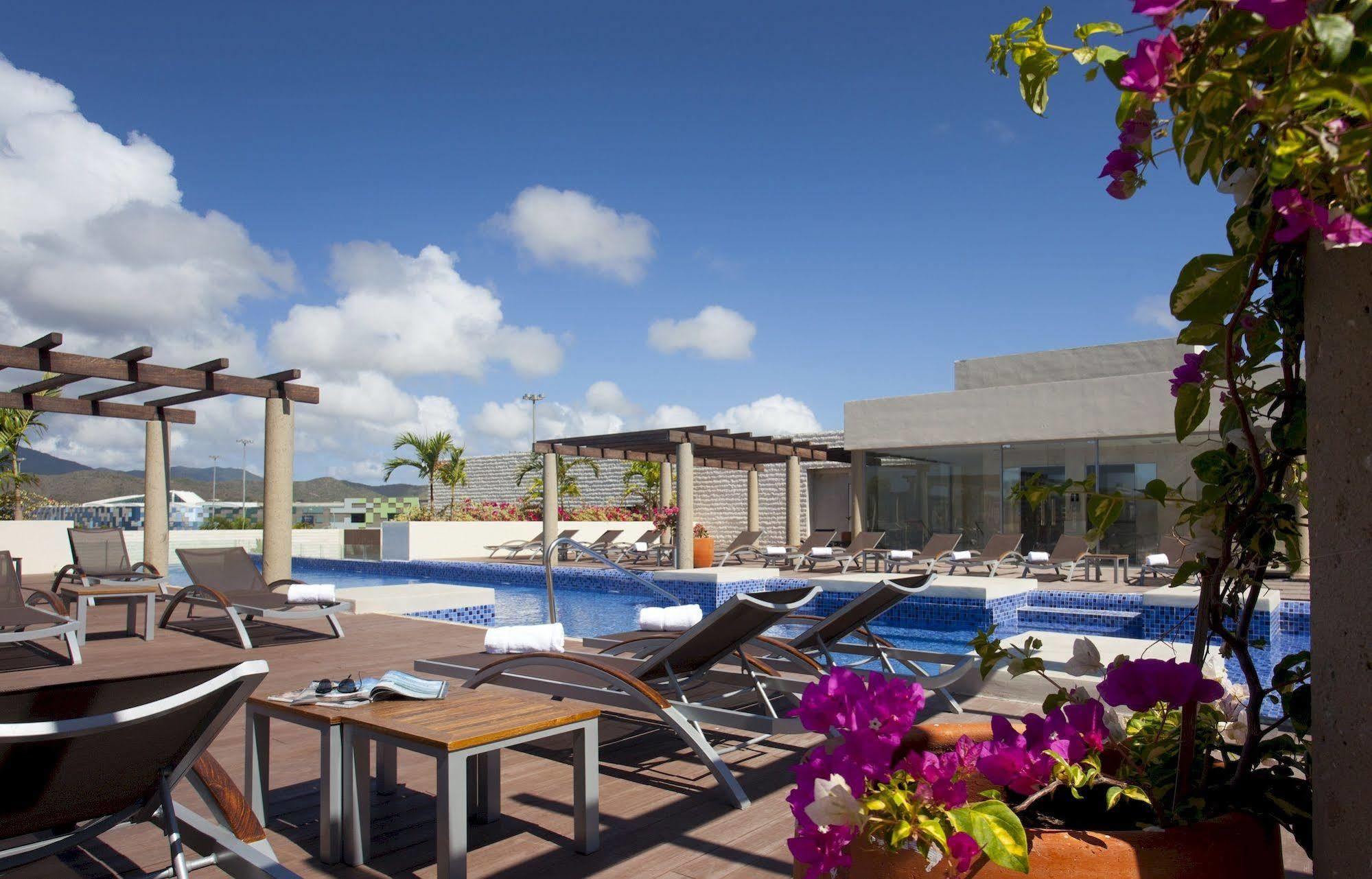 Sunsol Unik Luxury Hotel Porlamar Bagian luar foto