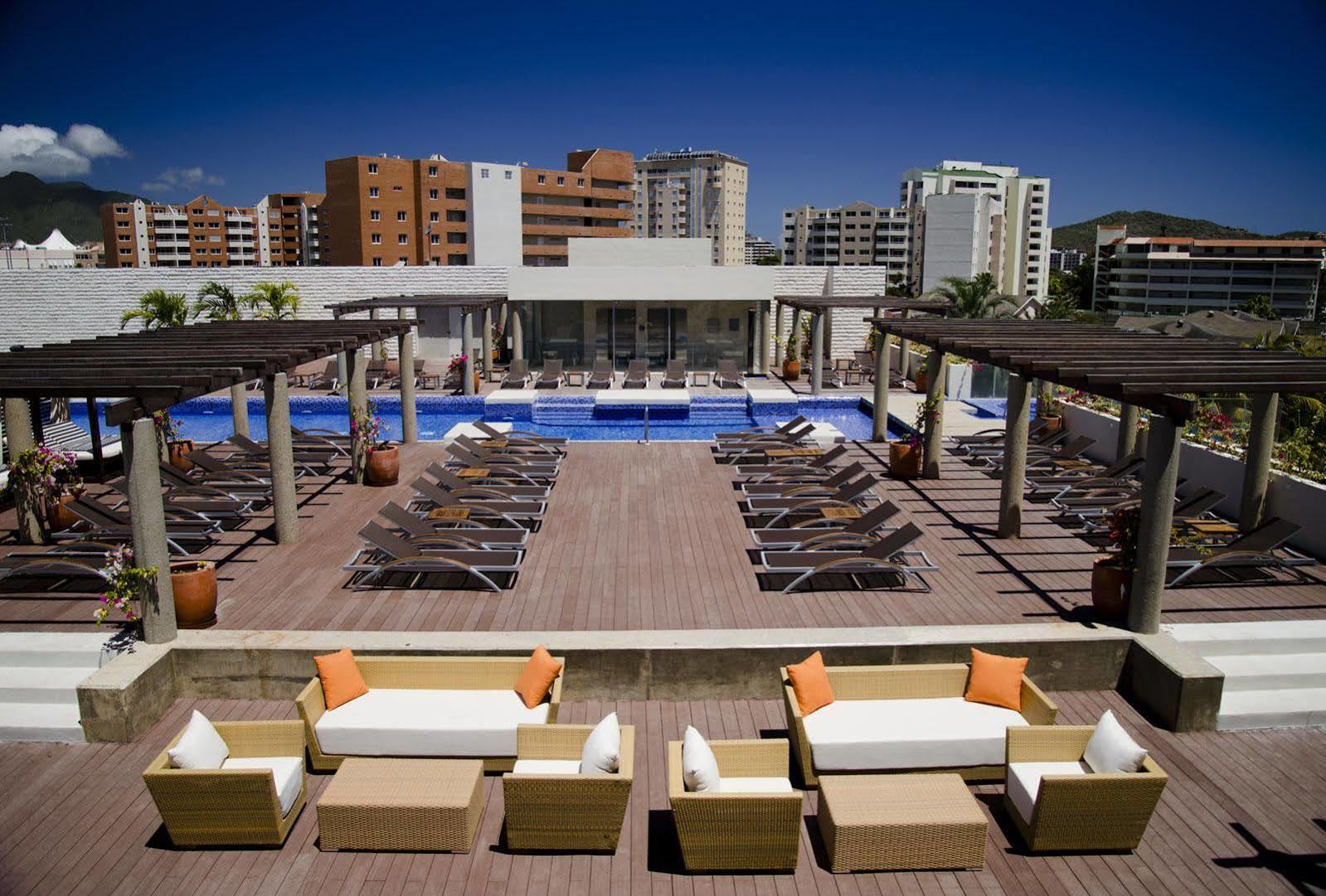 Sunsol Unik Luxury Hotel Porlamar Bagian luar foto
