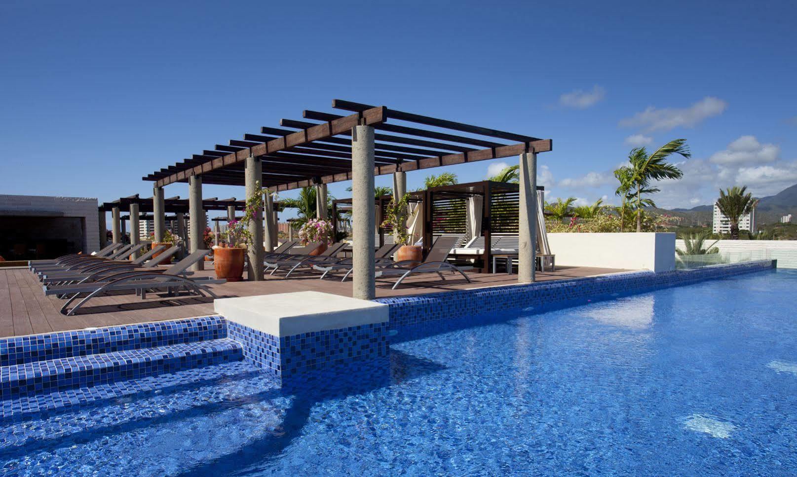 Sunsol Unik Luxury Hotel Porlamar Bagian luar foto
